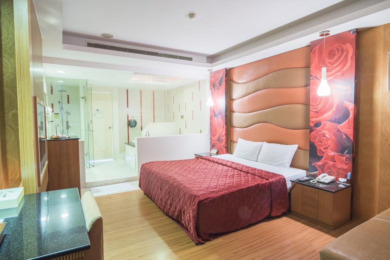 Alexander Motel Cao Hùng Ngoại thất bức ảnh