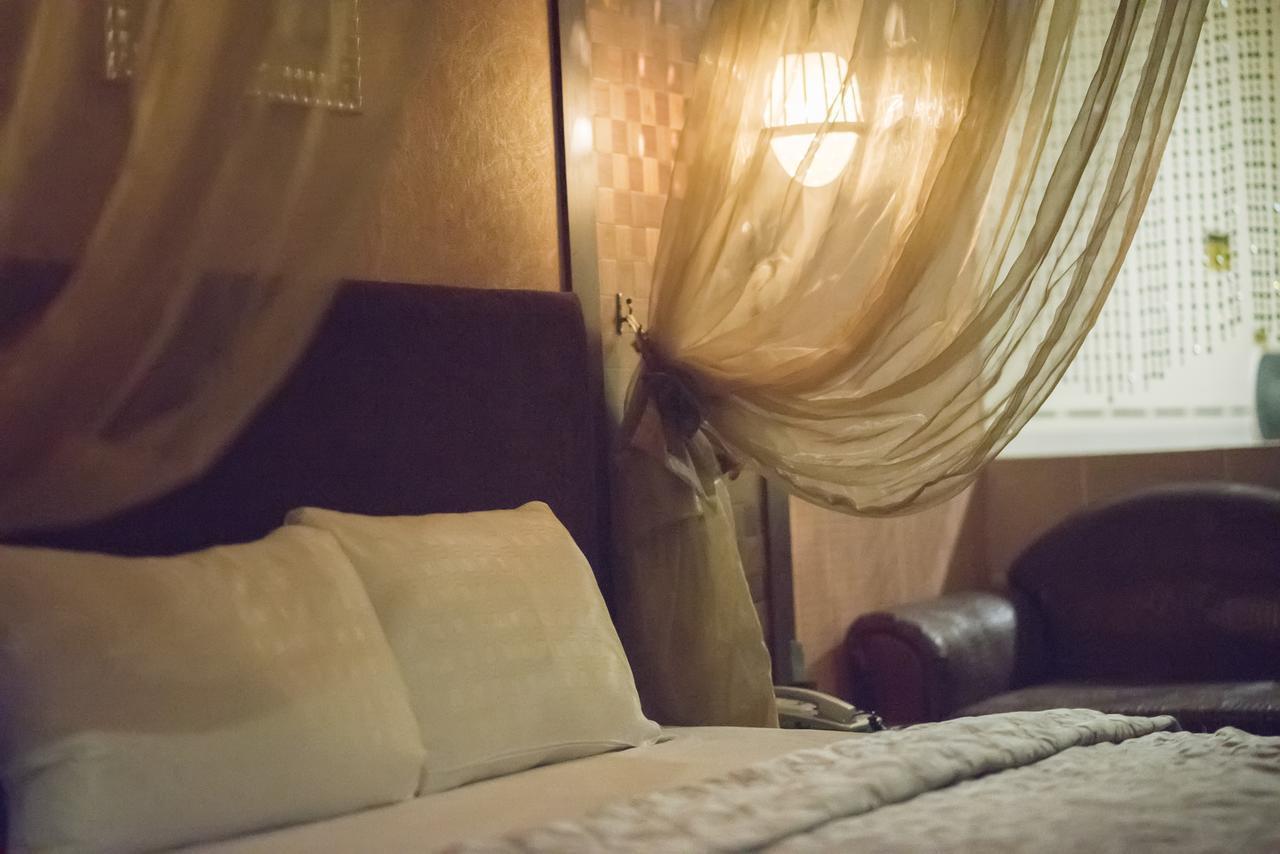 Alexander Motel Cao Hùng Ngoại thất bức ảnh