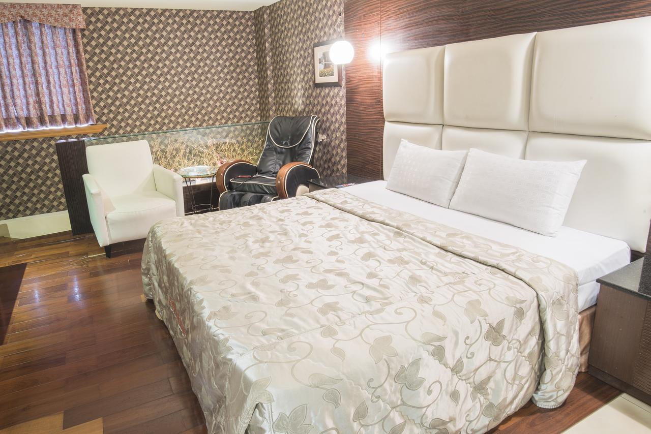 Alexander Motel Cao Hùng Ngoại thất bức ảnh