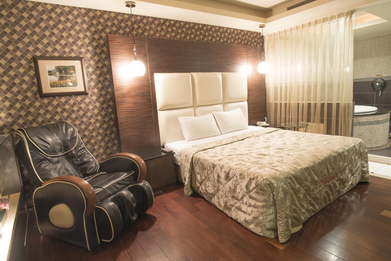 Alexander Motel Cao Hùng Ngoại thất bức ảnh