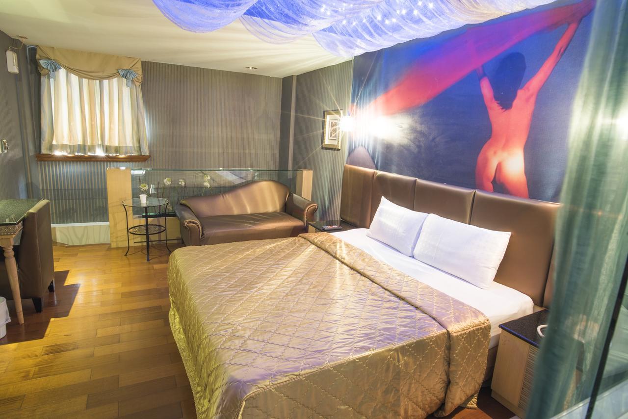Alexander Motel Cao Hùng Ngoại thất bức ảnh